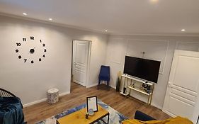 My Cozy Nest - 2 Rooms Apartment